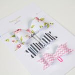 مشابك للورق وفواصل للكتب